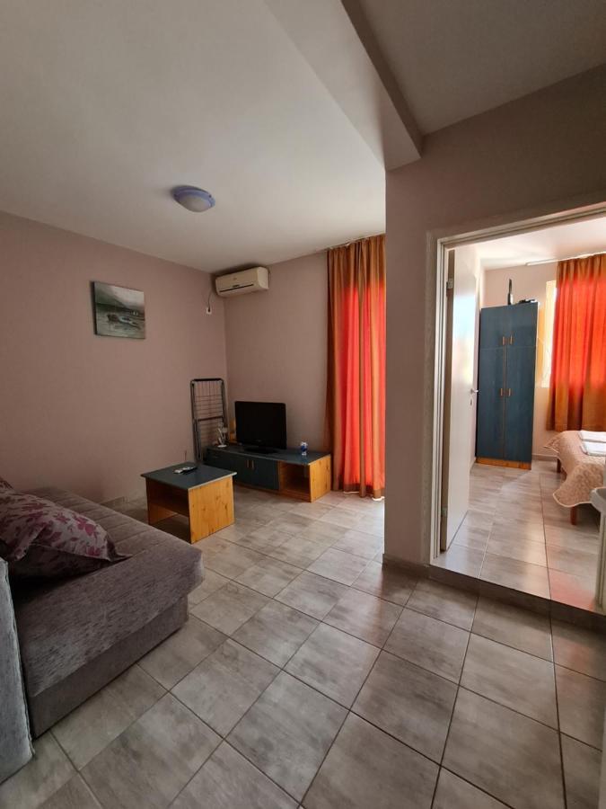 Hibiscus Guest House Budva Bagian luar foto